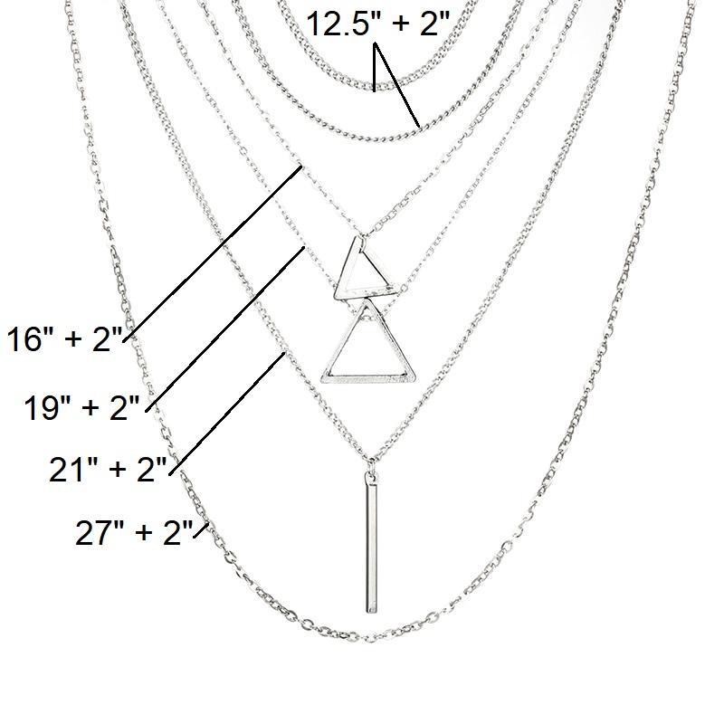 Collar multicapa de doble triángulo